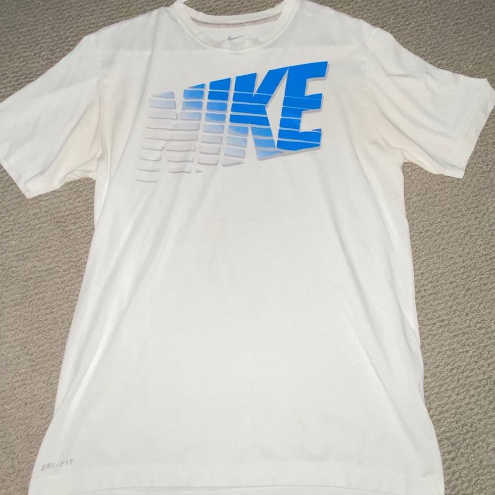Nike Graphic Logo T-Shirt